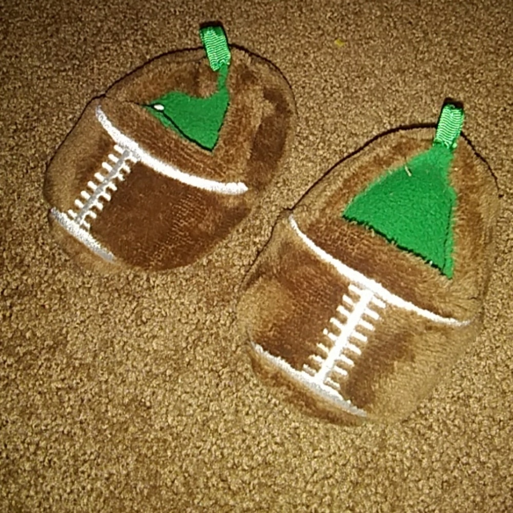 Size 3 infants football slippers